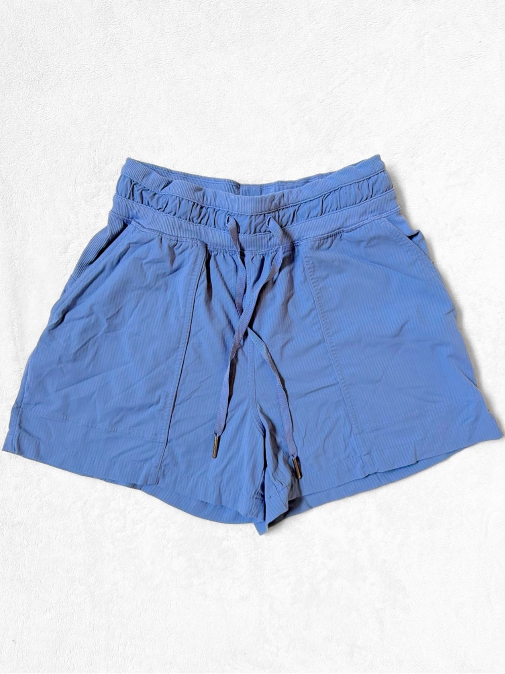 Lululemon Dance Studio HR Short 3.5” – Oasis Blue – Size 2